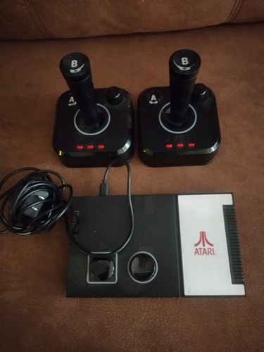 Atari gamestation pro - atari,